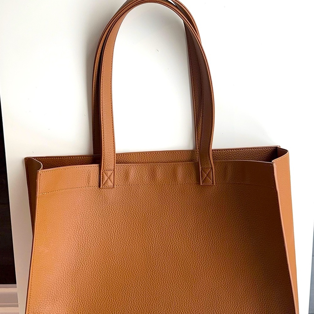 Simons Leather Tote